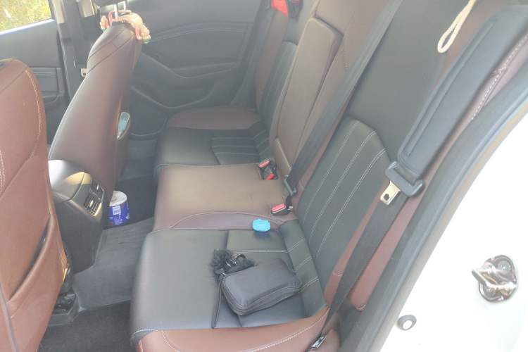 Used Mazda Mazda 3 Axela 2017 Sedan 1.5L Automatic Luxury Model China VI Standard
