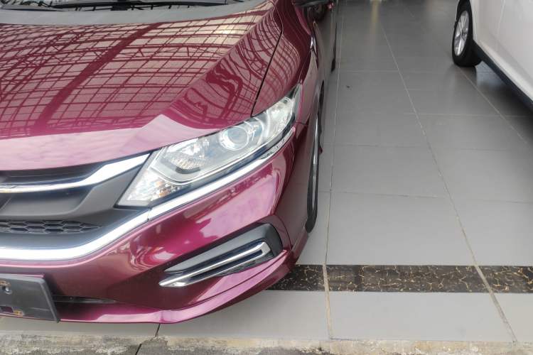 Used Honda Jade 2017 1.8L automatic Comfort version 5 seats