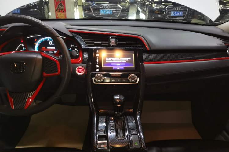 Used Honda Civic 2016 220TURBO CVT Luxury Edition
