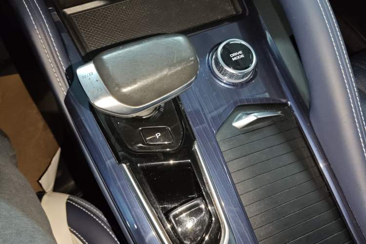 Used Geely Auto Monjaro L 2022 1.5T Thunder Hi·F Plug-in Hybrid Super Rui
