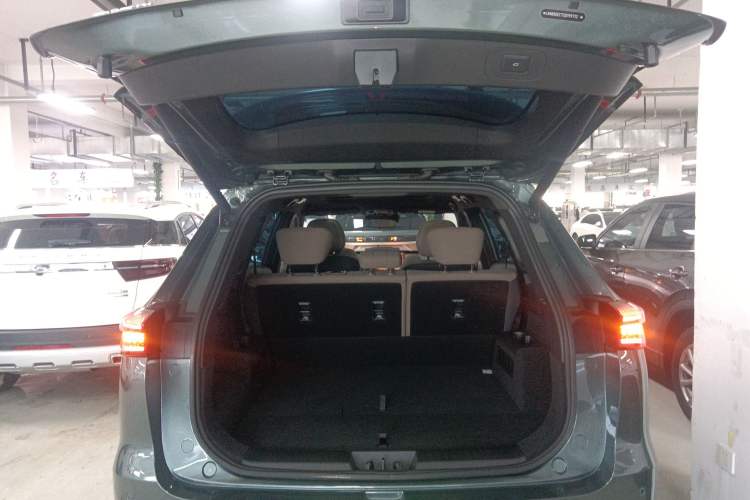 Used Chery Fengyun T8 2025 1.5T 130km Deluxe Version 5 Seats