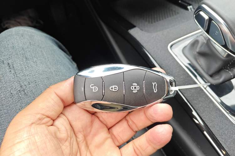 Used Hongqi HS3 PHEV 2024 PHEV 115km Jingwei Edition
