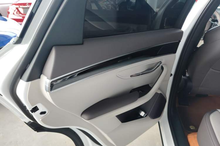 Used BYD Song PLUS New Energy 2025 EV 520km Premium Version
