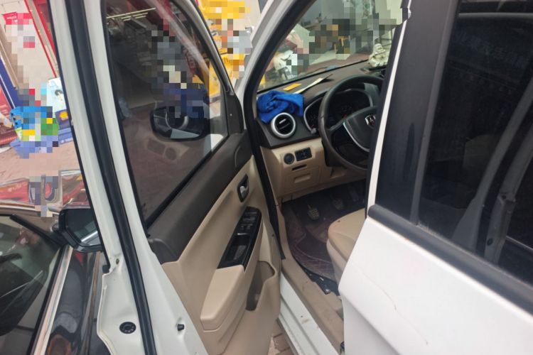 Used Jinbei 750 2015 1.5L Luxury Model
