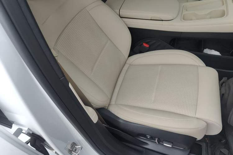 Used Nio ES6 2024 75 kWh
