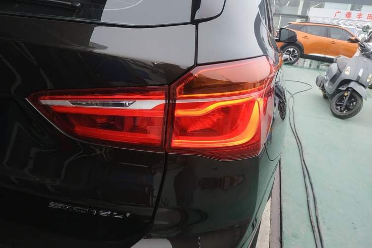 Used BMW X1 2019 sDrive18Li Premium Edition
