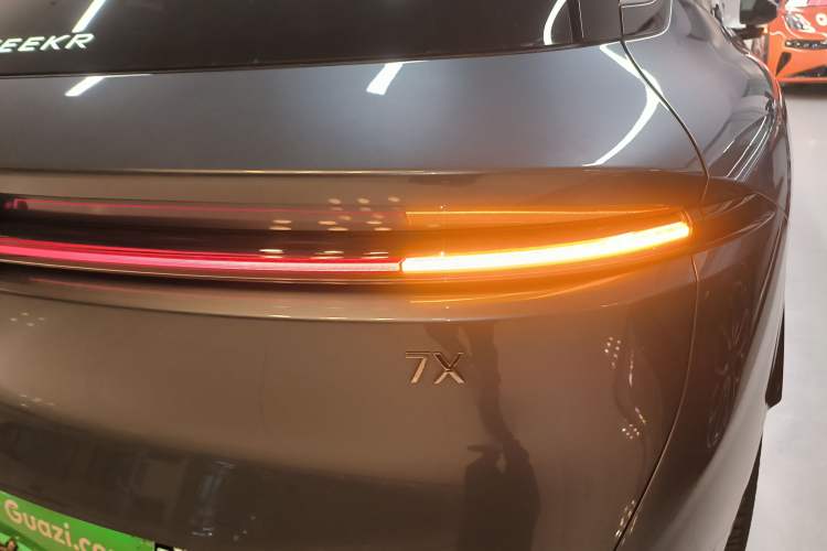 Used Zeekr 7X 2025 75 kWh Rear-Wheel Drive Intelligent Driving Version