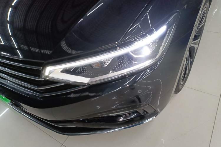 Used Volkswagen Magotan 2020 330TSI DSG Luxury Edition
