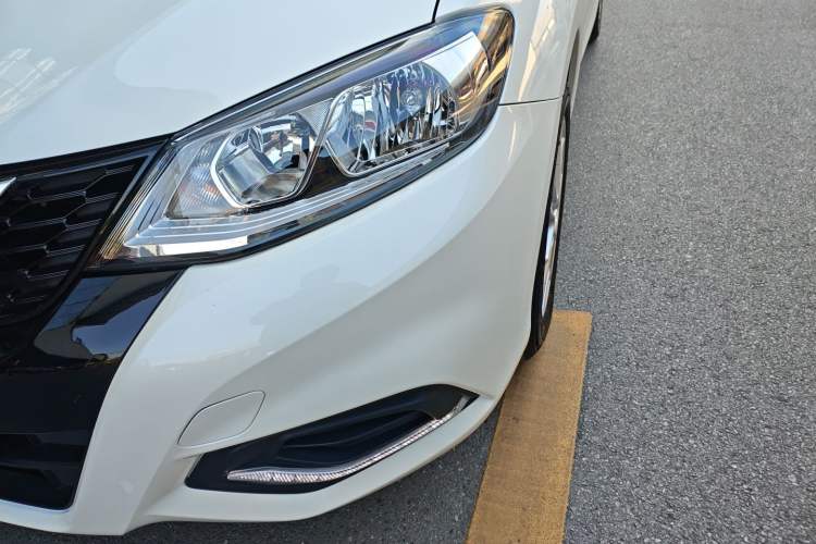 Used Nissan Tiida 2024 1.6L CVT Cool Dynamic Edition
