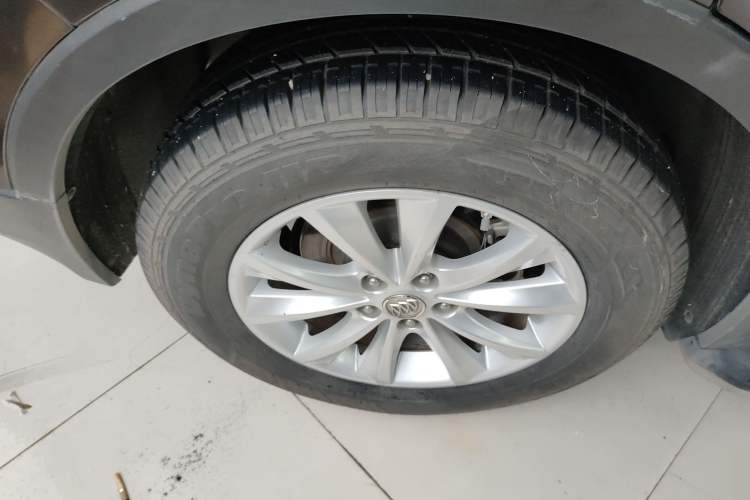 Used Buick Envision 2017 28T Four-Wheel Drive Elite Model
