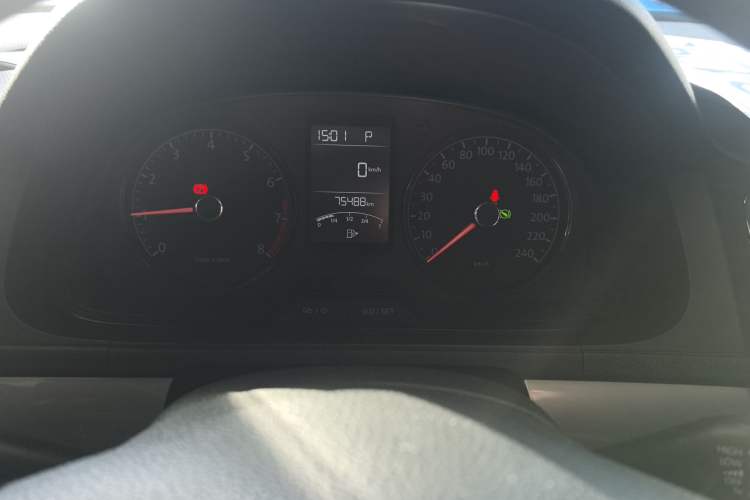 Used Volkswagen Lavida 2013 Revised Classic 1.6L Automatic Fashion Edition