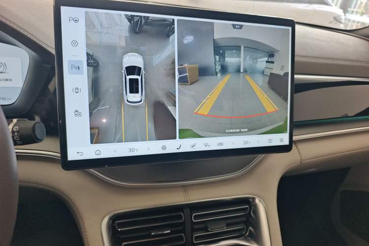 Used BYD Song PLUS New Energy 2025 EV Intelligent Driving Version 520km Premium Model
