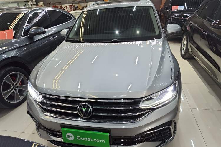 Used Volkswagen Tiguan L 2022 330TSI Automatic Two-Wheel Drive R-Line Enhanced Edition
