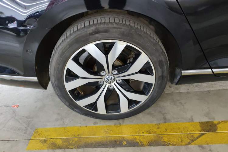 Used Volkswagen Magotan 2018 380TSI DSG Prestige Model
