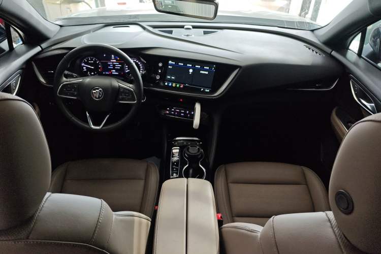 Used Buick Envision 2022 Encore Plus 652T Five-Seat Luxury Model