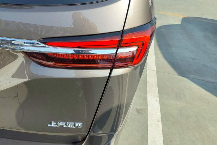 Used Buick GL8 2023 Land Executive Class 652T Luxury Model