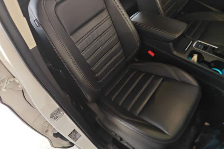 Used Ford Kuga 2018 EcoBoost 180 Two-Wheel-Drive Luxury Wing Edition
