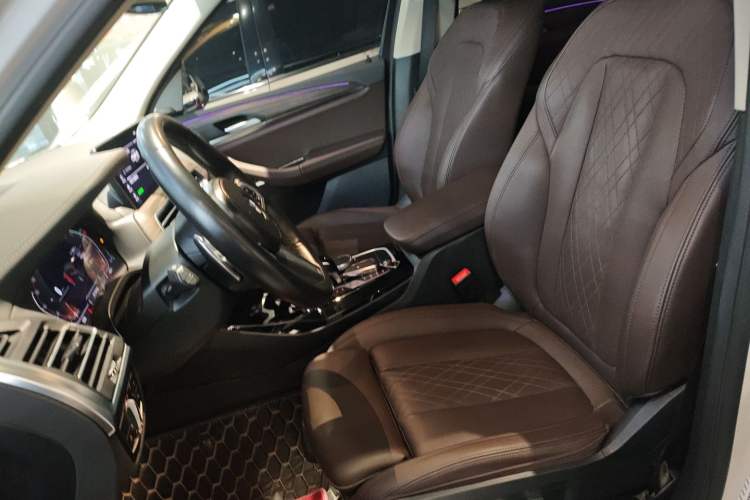 Used BMW X3 2022 Second Facelift xDrive30i Leading Edition M Night Sky Package
