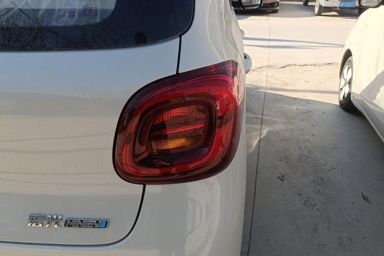 Used Wuling Hongguang MINIEV 2025 Four-Door Version Advanced Edition
