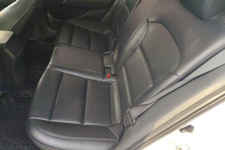 Used Hyundai Elantra (6th Generation / Lingdong) 2016 1.6L Automatic ZhiXuan – Elite Version