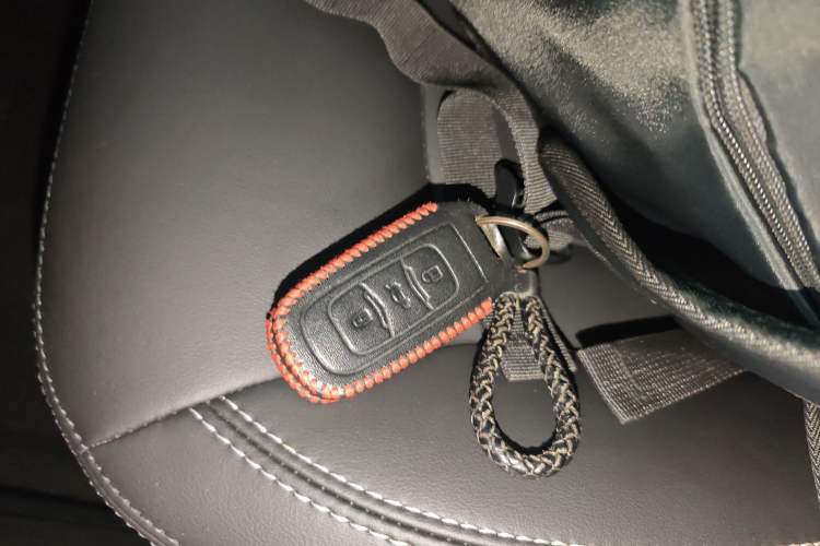 Used Geely Auto Emgrand X7 Sport 2016 2.0L Manual ZhiShang Version