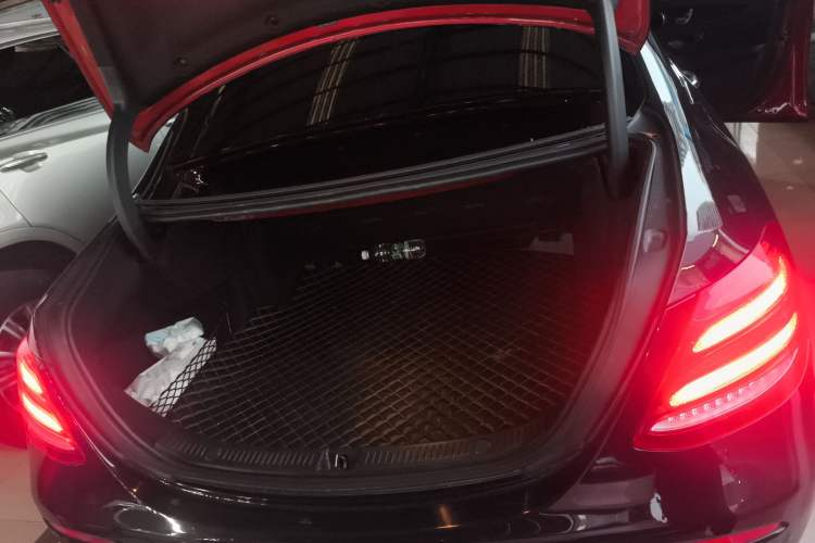 Used Mercedes-Benz E-Class 2019 E 260 L Sport Edition