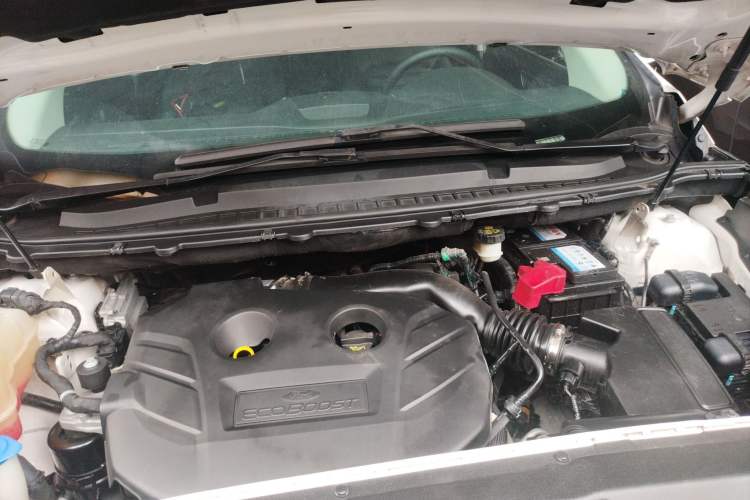 Used Ford Edge 2016 EcoBoost 245 Two-Wheel-Drive Titanium 7-Seater
