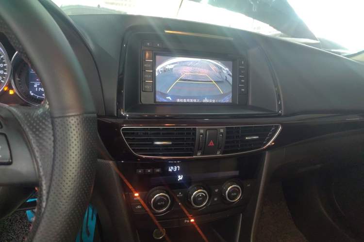 Used Mazda Atenza 2014 2.0L Blue Sky Luxury Edition