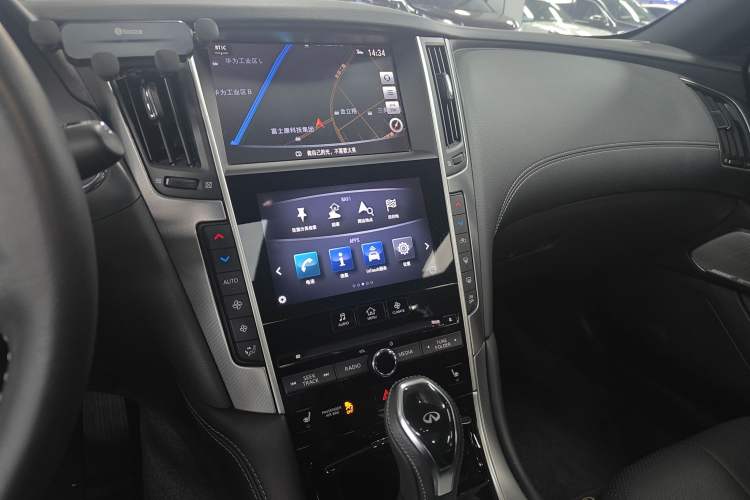 Used Infiniti Q60 2019 2.0T Luxury Edition
