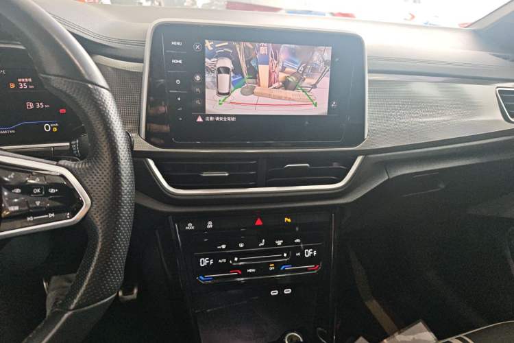 Used Volkswagen T-ROC 2023 300TSI DSG Two-Wheel-Drive Chen Guang Edition