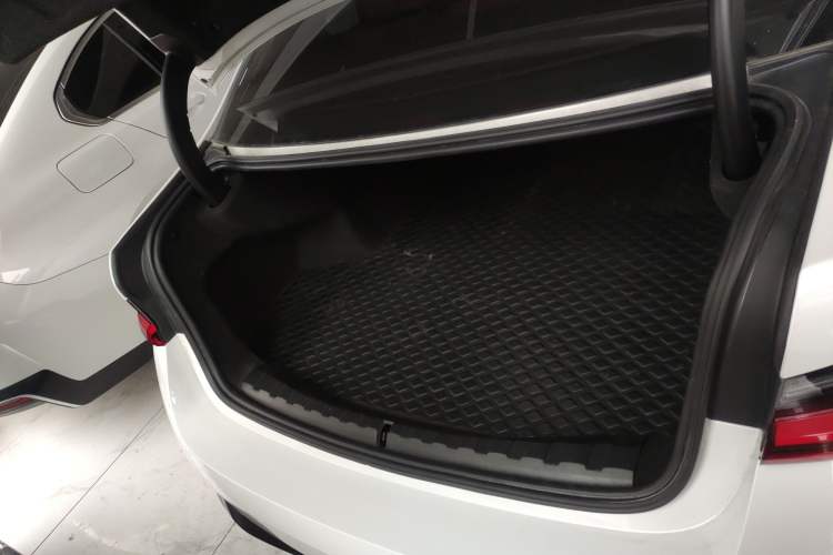 Used BMW i3 2023 eDrive 40 L Midnight Edition