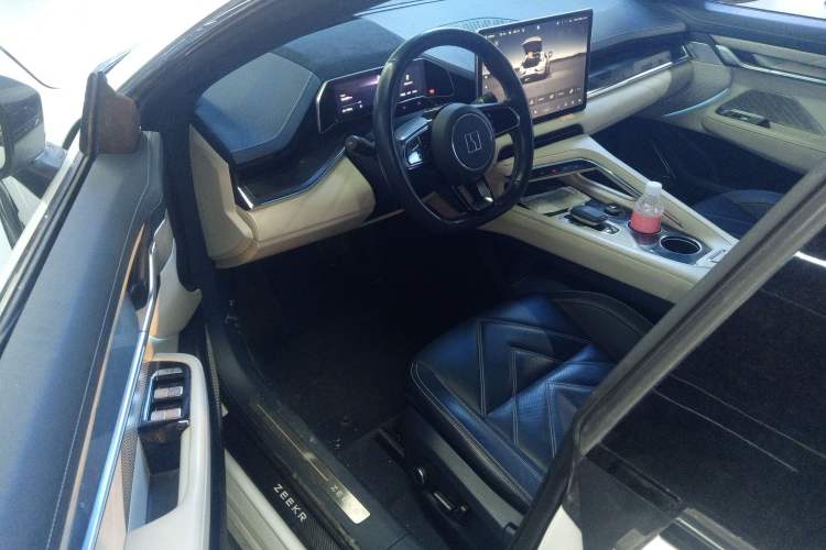 Used Zeekr 001 2021 Ultra-Long Range Dual-Motor YOU Version
