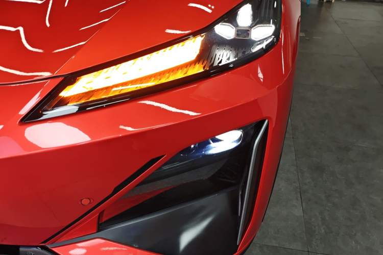 Used  S07 2024 215Max Qiankun Intelligent Driving ADS SE Range-Extended Version
