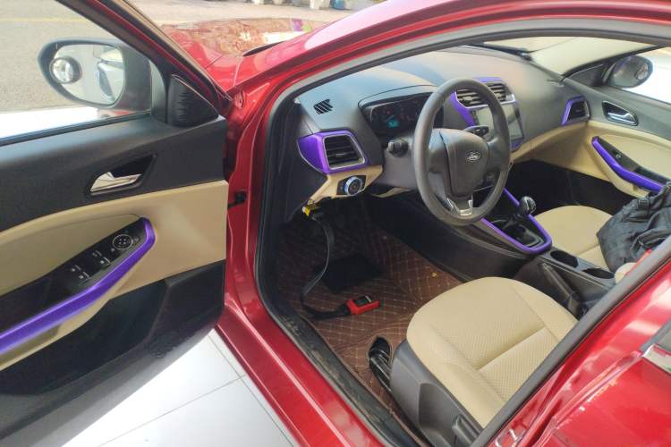 Used Ford Escort 2015 1.5L Manual Comfort Model
