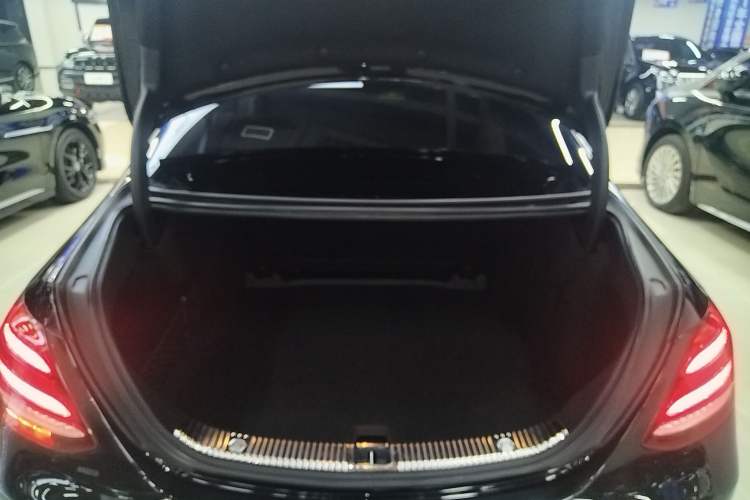 Used Mercedes-Benz E-Class 2017 E 320 L 4MATIC