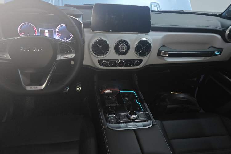 Used Beijing Auto BJ40 2024 2.0D Blade Hero Glory Edition
