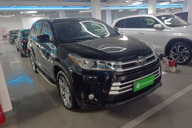 Used Toyota Highlander 2018 2.0T Four-Wheel Drive Luxury Version 7 Seats China VI Standard
