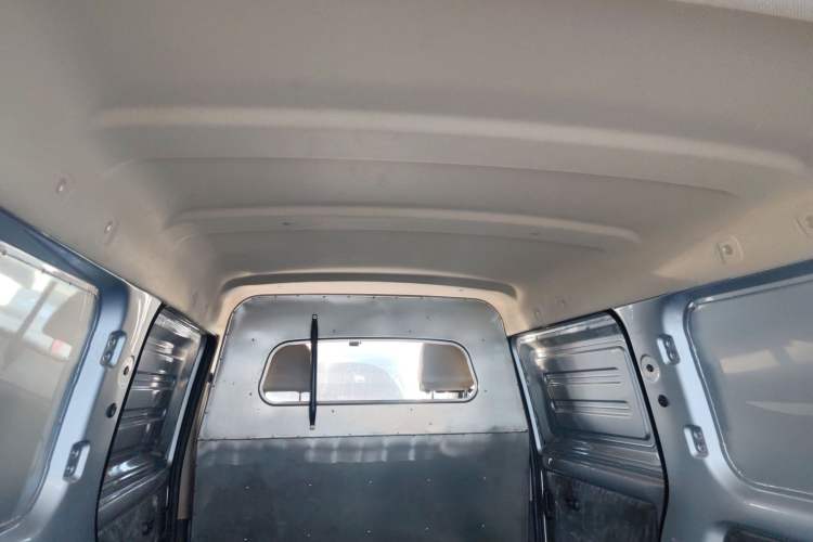 Used Wuling Rongguang S 2023 1.5L Basic Enclosed-Window Vehicle 2 Seats
