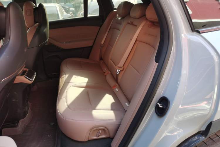 Used Nio ES6 2024 75 kWh
