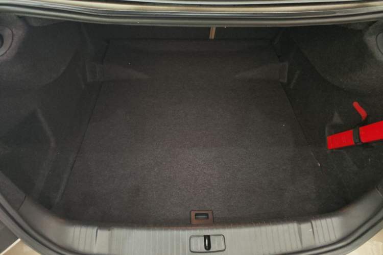 Used Buick LaCrosse 2013 2.4L SIDI Leading Comfort Version