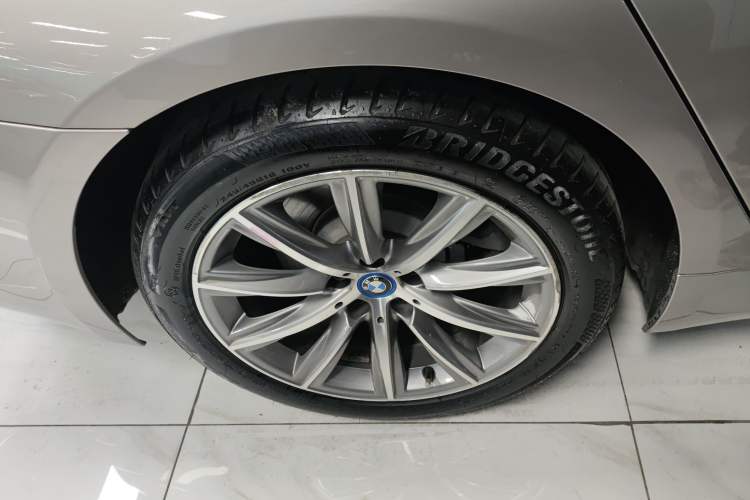 Used BMW 5 Series New Energy 2019 530Le Luxury Package

