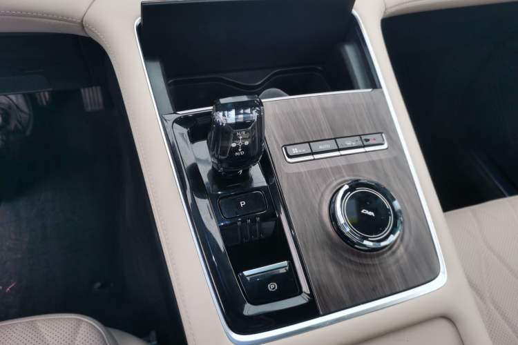 Used Geely Auto Monjaro L 2025 Dongfang Yao 2.0TD Automatic All-Wheel-Drive Wangyue Edition