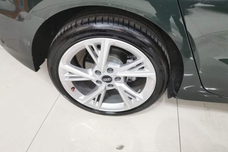 Used Audi A3 2024 Sportback 35 TFSI Fashionable and Elegant Model
