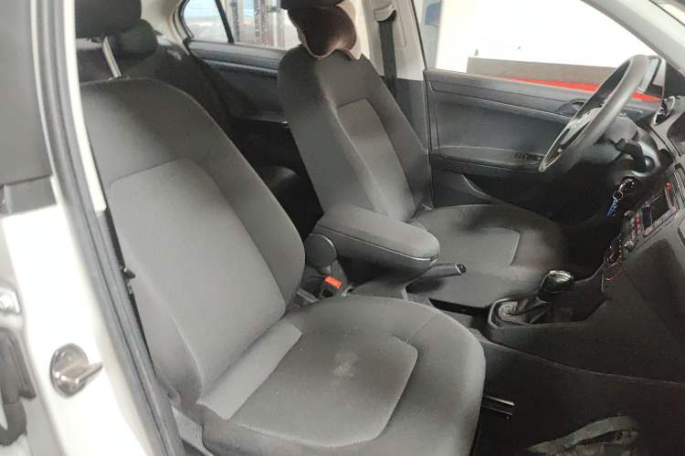 Used Volkswagen Jetta 2019 Dream Edition 1.5L Automatic Fashionable Version
