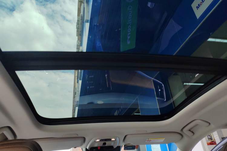 Used Volvo S90 2019 T5 Zhiyi Edition
