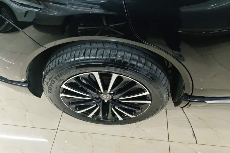 Used Toyota Venza 2022 2.0L CVT Four-Wheel Drive Supreme Edition