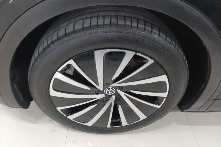 Used Volkswagen ID.4 X 2023 Ultra-Intelligent Long-Range Version
