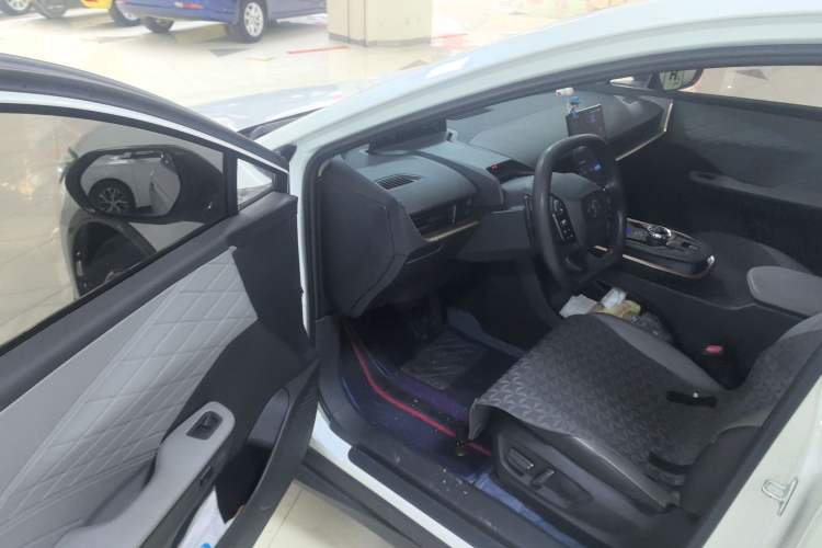 Used Toyota bZ3 2024 517 km Elite PRO