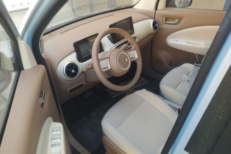 Used Wuling Hongguang MINIEV 2025 Four-Door Version Zhenxiang+ Edition
