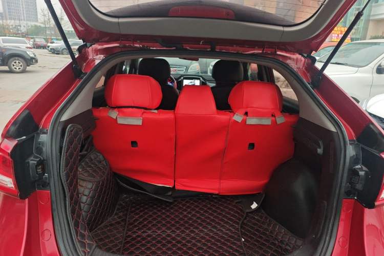 Used Luxgen U5 SUV 2017 1.6L Manual Knight Edition
